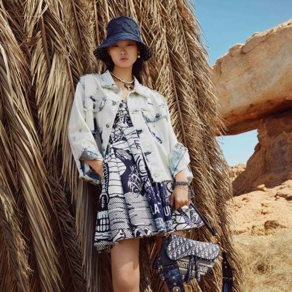 Authentic CHRISTIAN DIOR 2020 Printed Denim Jacket size 4 - Picture 1 of 13